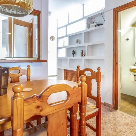 Holiday home Stunning In With Wifi